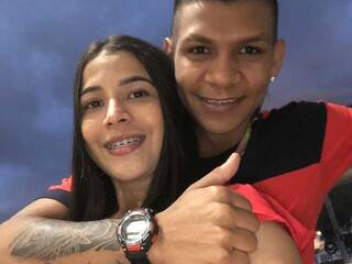 Еротски видео разговор Hotcouple-25