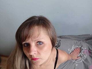 Еротски видео разговор Hotiren