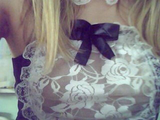 Емитувани слики од екранот Hot-stuff-4u