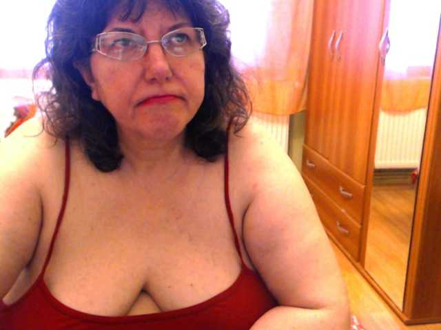 Фотографии HugeTitsXXX Hi my Guests! Welcome to my room! Hope you are feeling good today Enjoy, relax and have fun!! My pussy is very hot and wet now ... we can masturbate together if you give me 160 tokens.