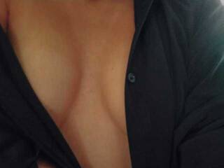 Еротски видео разговор Inalda