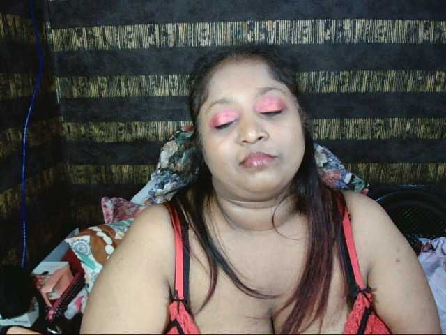 Емитувани слики од екранот Indiantasha