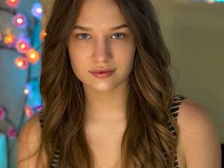 Еротски видео разговор IndyVi