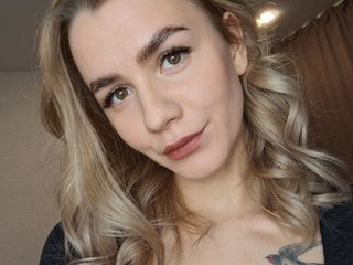 Еротски видео разговор InfiniteDesire