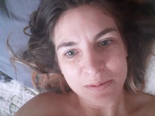 Емитувани слики од екранот Inna_
