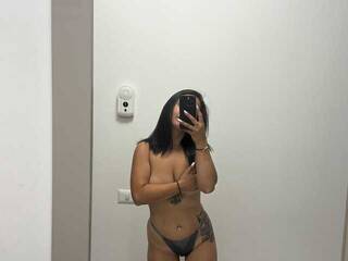 Еротски видео разговор MiraNights