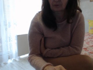 Емитувани слики од екранот IrinaSolar