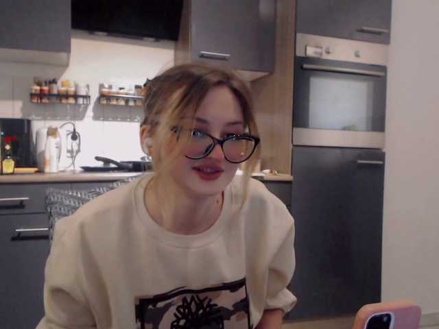 Емитувани слики од екранот Sunny_Bunny