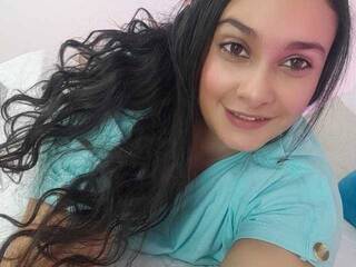 Еротски видео разговор Isa-Baker