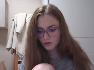 Еротски видео разговор IsabelGood