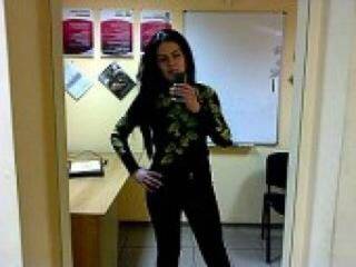 Еротски видео разговор isidda