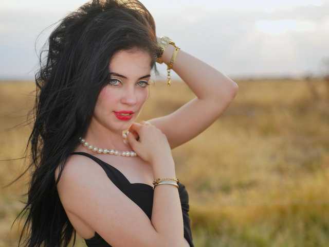Фотографија на профилот IsisQueenXXX