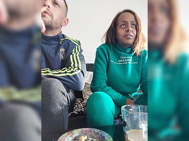 Емитувани слики од екранот Ithak99