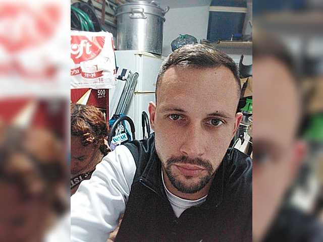 Емитувани слики од екранот Ithak99