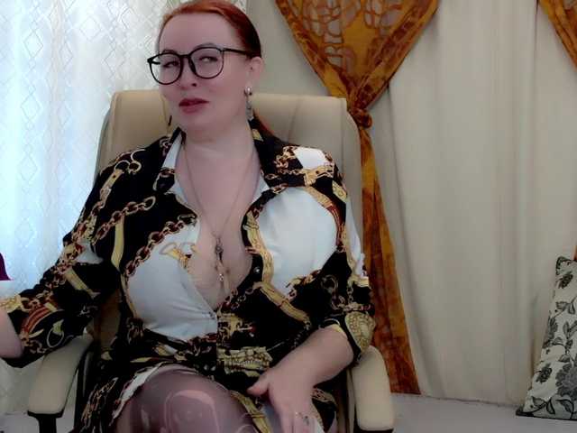 Емитувани слики од екранот IrennaShine