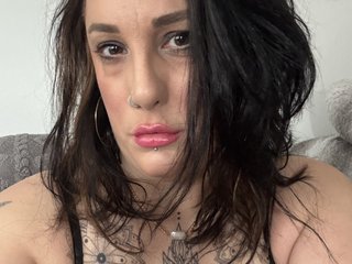 Еротски видео разговор Ivyivybelle84