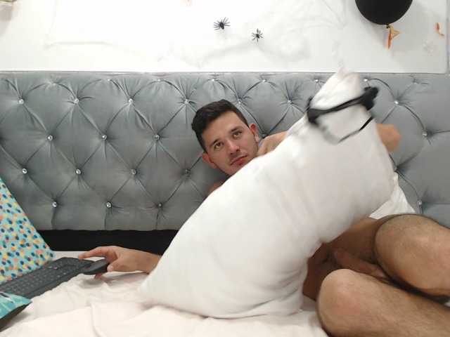 Емитувани слики од екранот Jack-megan