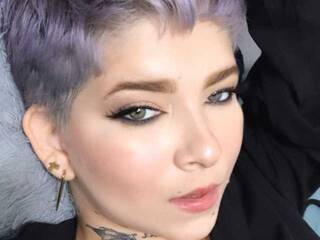 Еротски видео разговор Jade-28