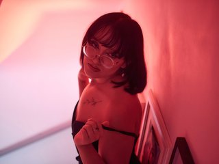 Еротски видео разговор JadeNoa