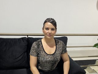 Еротски видео разговор Janatwister