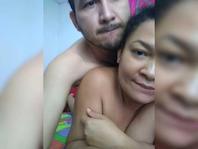 Емитувани слики од екранот JennaAndBrad