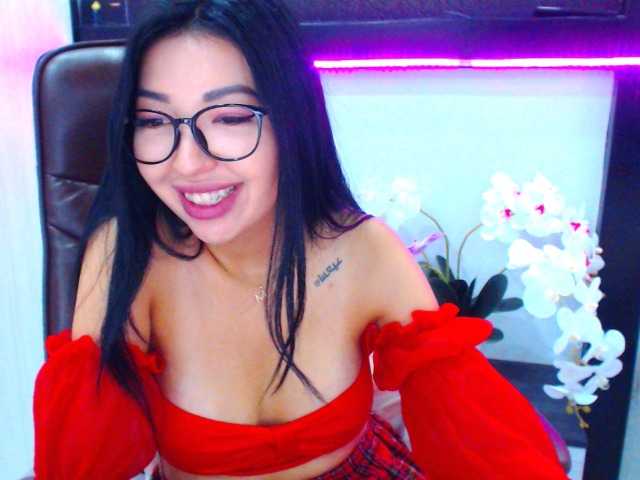 Емитувани слики од екранот Jennycharming