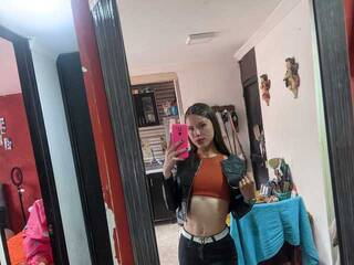 Еротски видео разговор Jess-xp