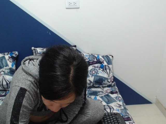 Емитувани слики од екранот jessax