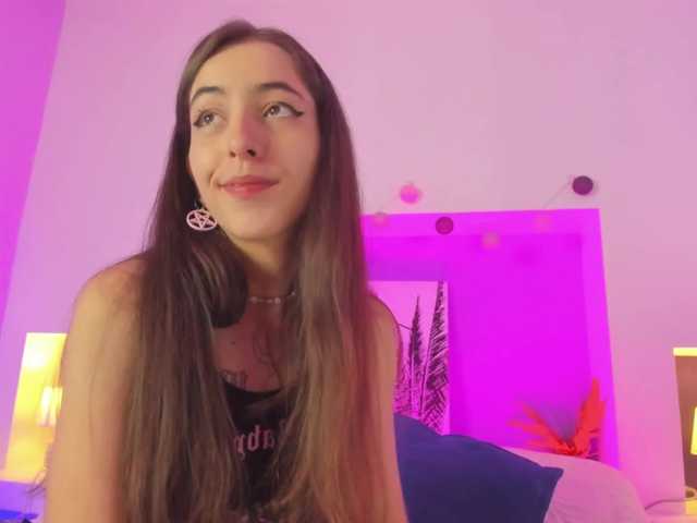 Емитувани слики од екранот JessieLee1