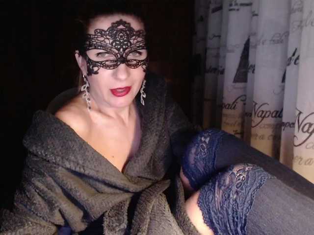 Емитувани слики од екранот JoanFoxy