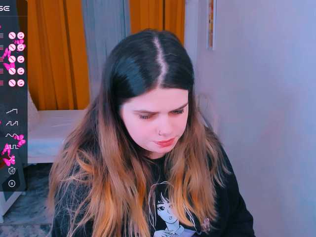 Емитувани слики од екранот JoyOnee