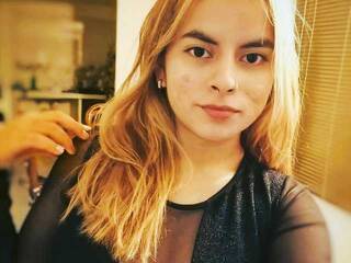 Еротски видео разговор JuanaMiaSanti