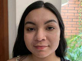 Еротски видео разговор Juicy-Jade