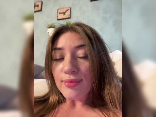 Емитувани слики од екранот juicy-peachh