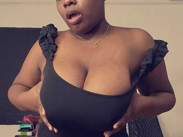 Фотографија на профилот juicy-tits69