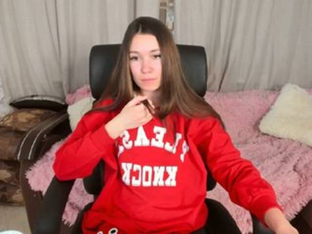 Емитувани слики од екранот JuicyFruity