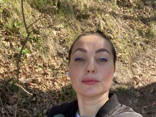 Еротски видео разговор juicyTIFFANY