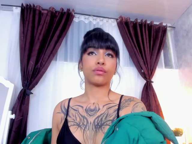 Фотографии julia-rose hello guys I swear that today I am so hot that I would like to rose my squirt in you @goald naked total and squirt #latina #18 #young #smaltits #bigass #pussy #feet 666 42 624