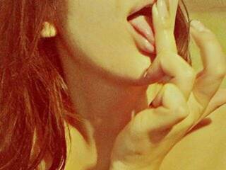 Еротски видео разговор JulieJu