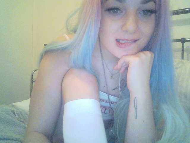 Емитувани слики од екранот JunipaJinxe