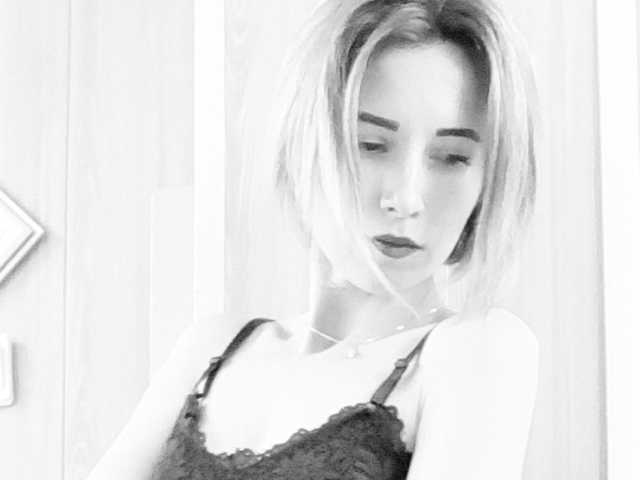 Фотографија на профилот Just-A-Girl