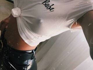 Еротски видео разговор --__-