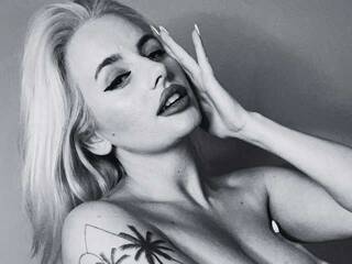 Еротски видео разговор Kaleicarter