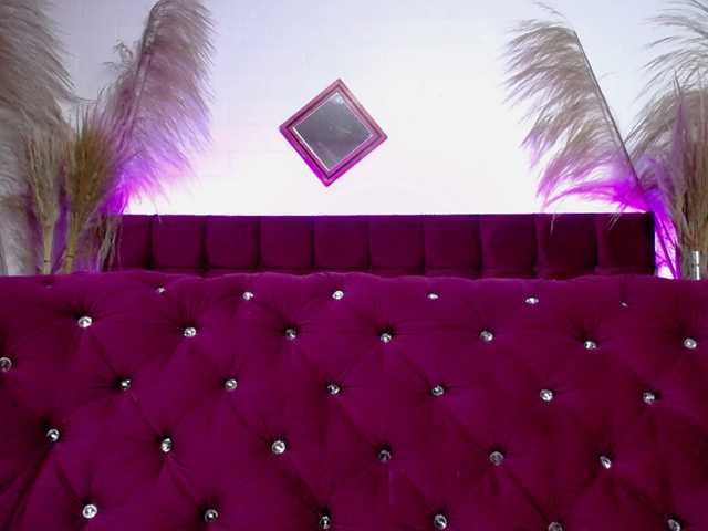 Емитувани слики од екранот Karlaa-99