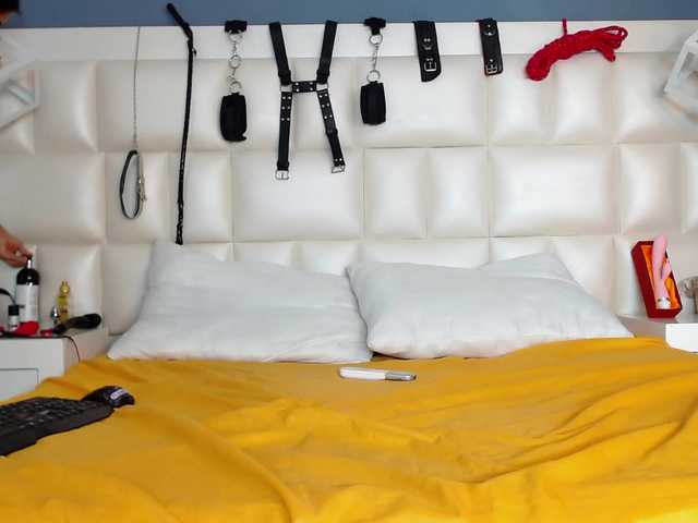 Емитувани слики од екранот KataYJoseph