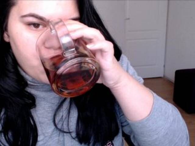 Емитувани слики од екранот kate-johnso