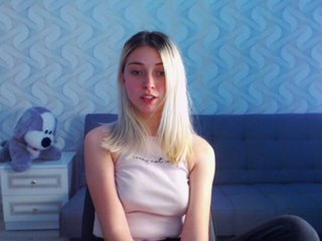 Емитувани слики од екранот KateFray