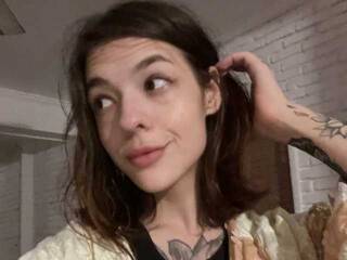 Еротски видео разговор KateKollins