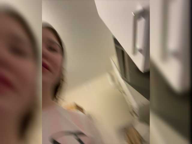 Емитувани слики од екранот KateMiddleton