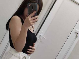 Еротски видео разговор MalishkaGo